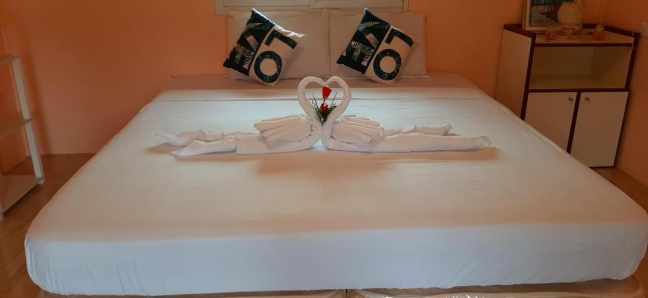 B&R Hostel Nagtabon Bacungan Kültér fotó