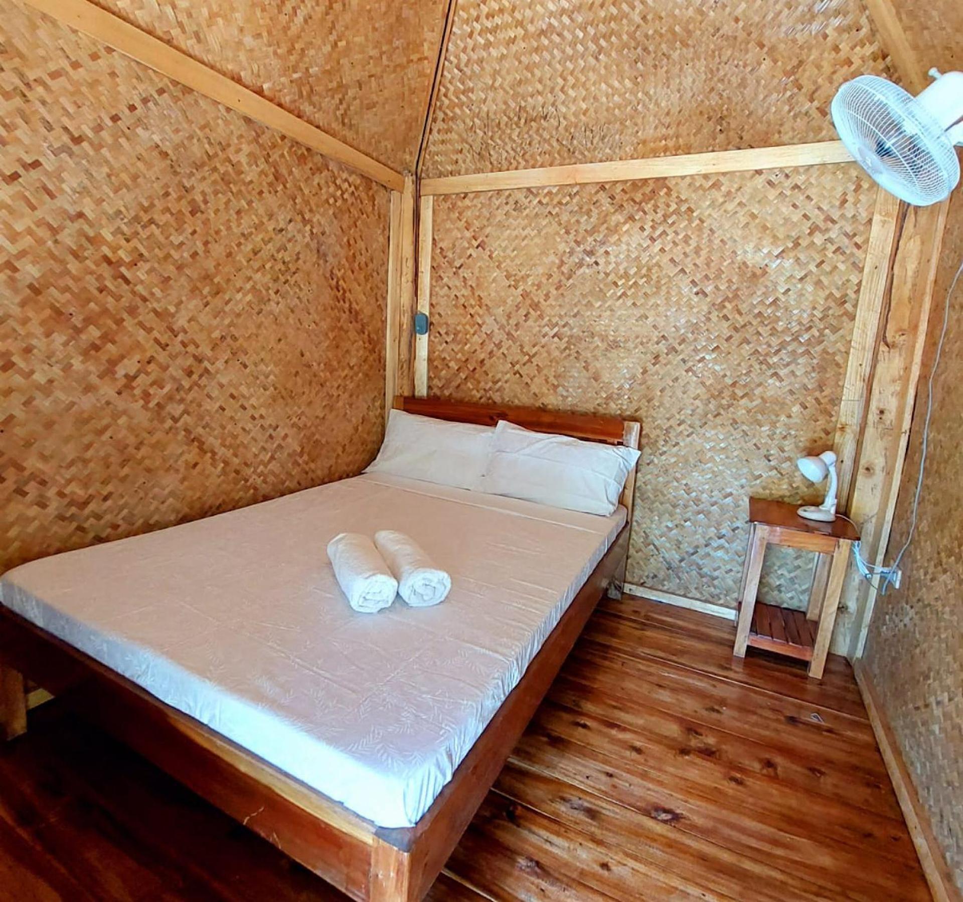 B&R Hostel Nagtabon Bacungan Kültér fotó